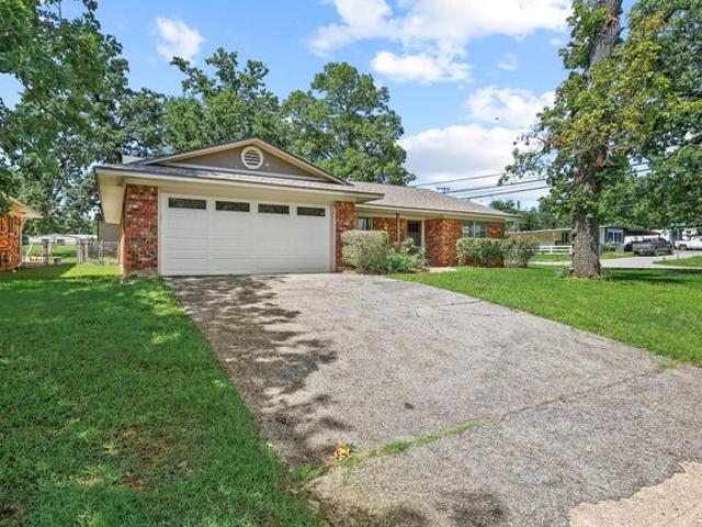 House for sale in Denison, Texas