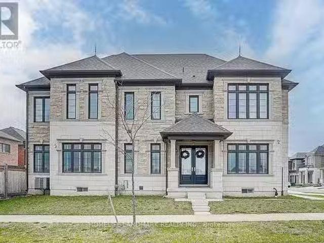 House for sale in Oakville, Ontario