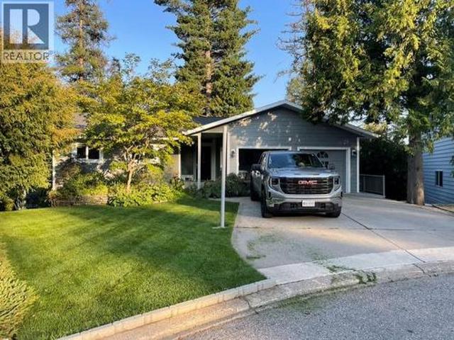 House for sale in Castlegar, British Columbia