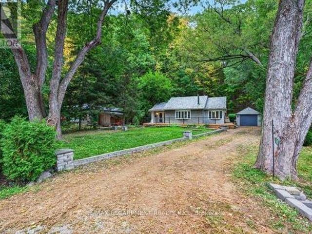 House for sale in Burlington, Golden Horseshoe