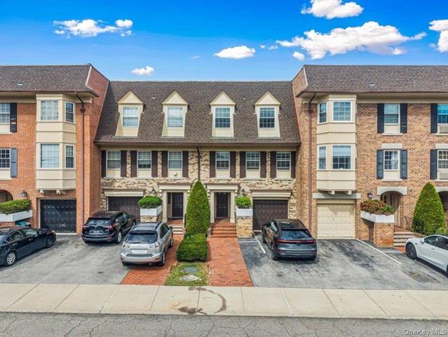 Condo for sale in Queens, Arverne