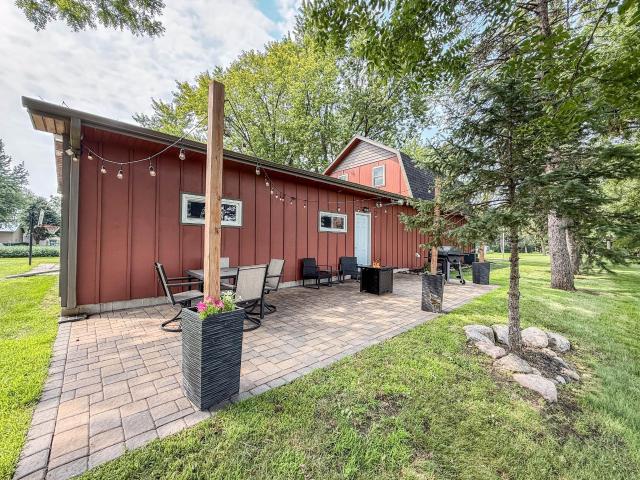 House for sale in Olivia, Minnesota