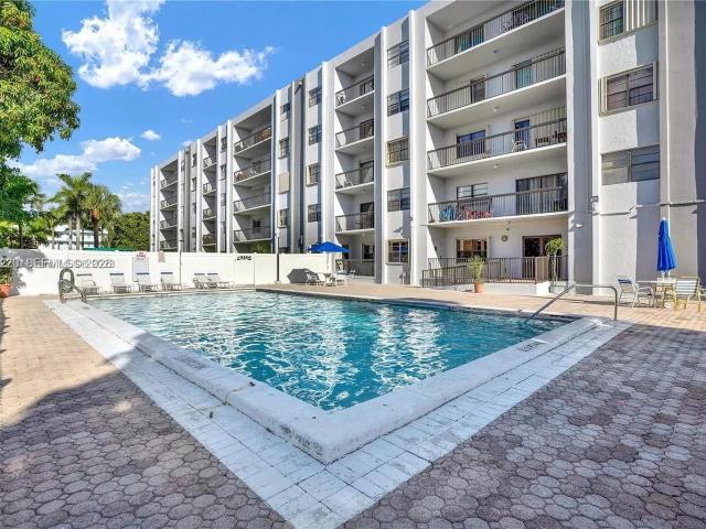 Condo for rent in Hallandale, Florida