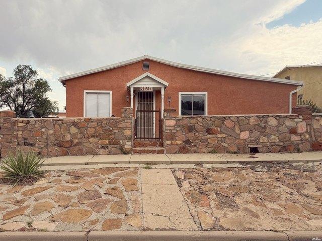 House for sale in New Mexico