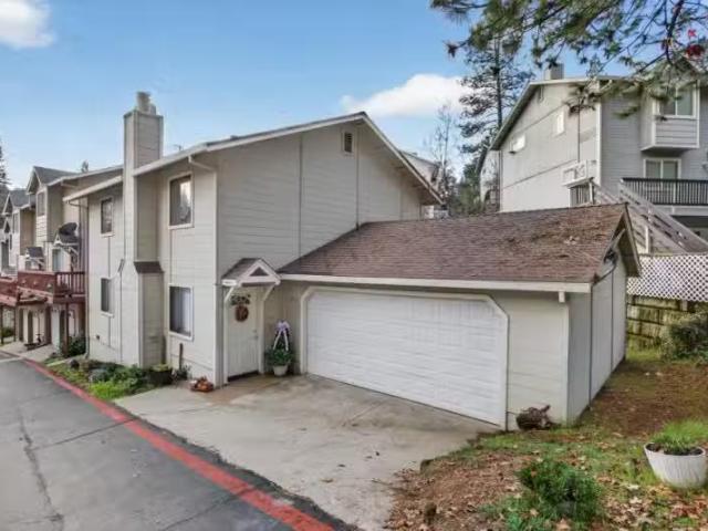 House for rent in Lake, California
