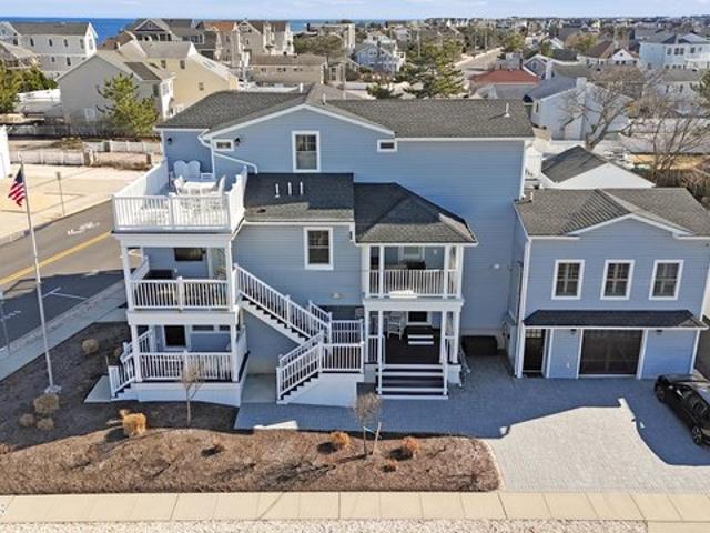 Condo for sale in Point Pleasant Beach, New Jersey
