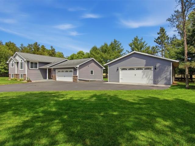 House for sale in Altoona, Wisconsin
