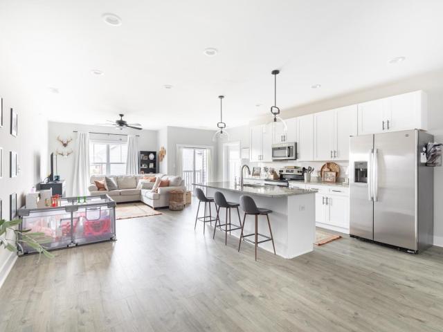 Condo for sale in Virginia