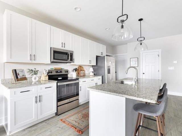 Condo for sale in Virginia