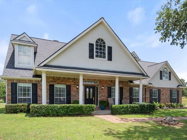 House for sale in Streetman, Texas