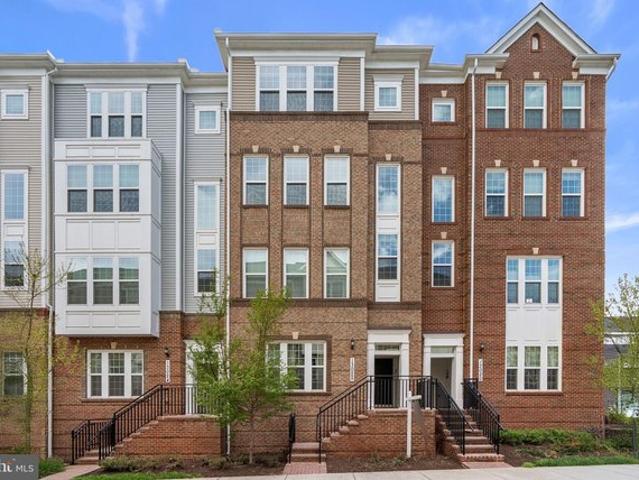 Condo for sale in Clarksburg, Maryland