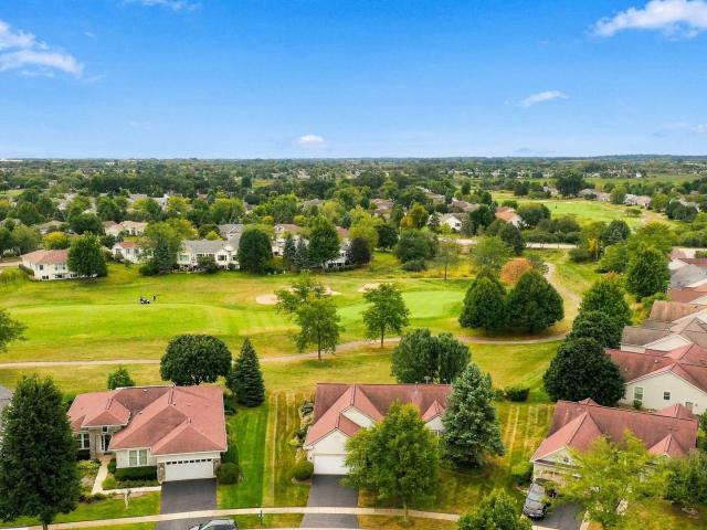 House for sale in Mchenry, Illinois