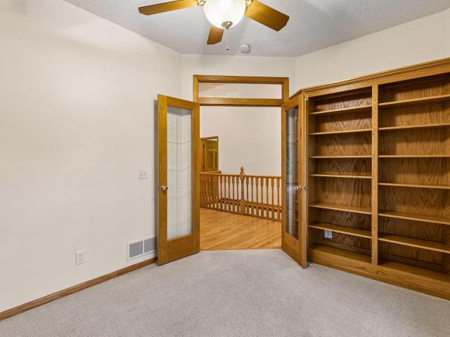 Townhouse for sale in Apple Valley, Dakota County