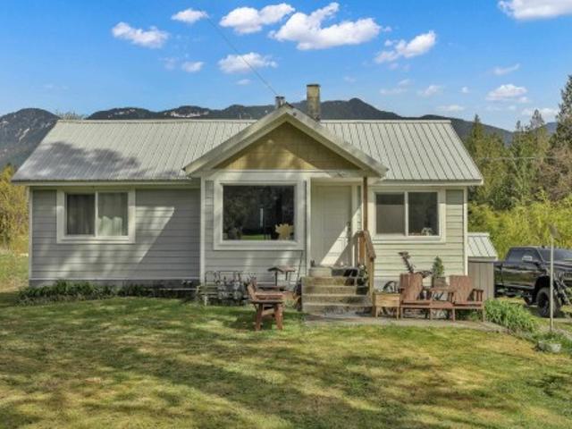 House for sale in British Columbia