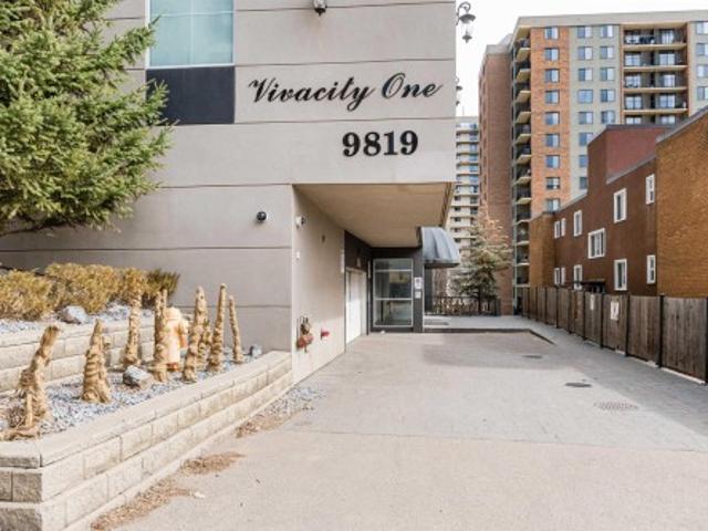 Condo for sale in Wedgewood, Alberta