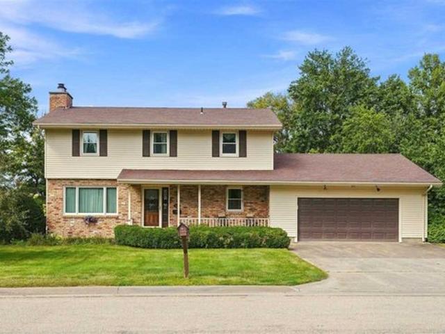 House for sale in Washington, Iowa