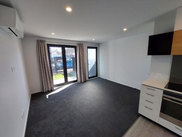 Townhouse for rent in Heathcote, Canterbury