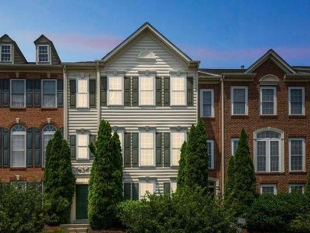Townhouse for sale in Chester, Pennsylvania
