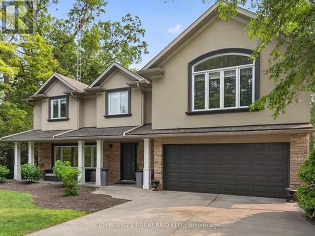 House for sale in Oakville, Ontario