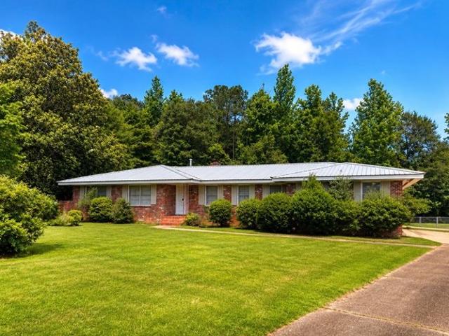 House for sale in Thomasville, Alabama