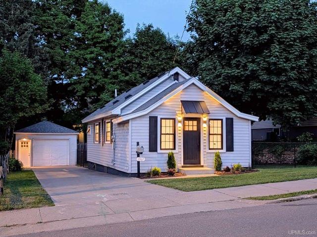 House for sale in Marquette, Michigan