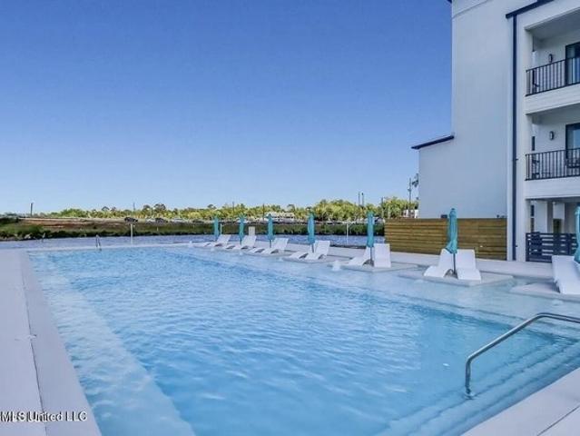Condo for sale in Gulfport, Mississippi