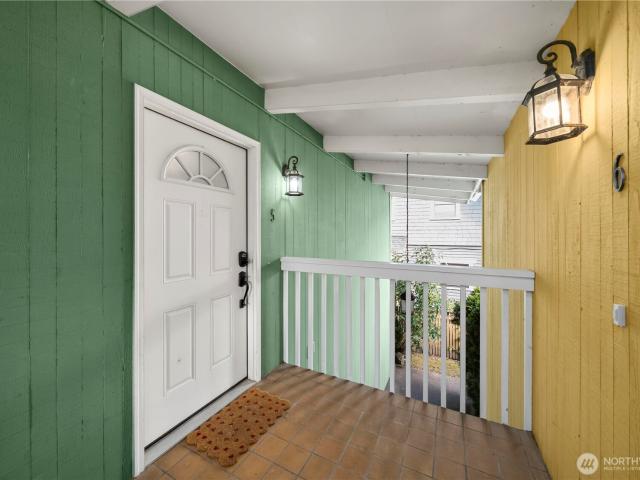 Condo for sale in Tacoma, Washington