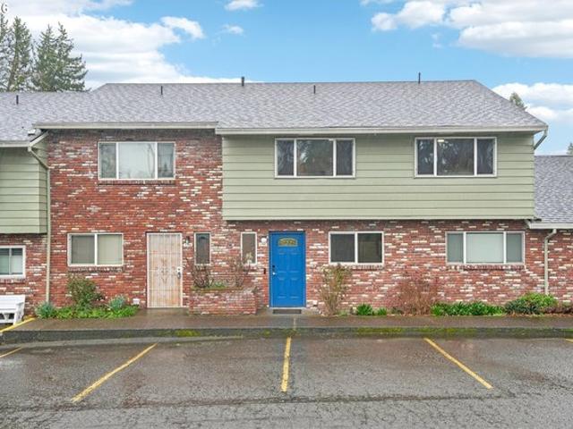 Condo for sale in Oregonia
