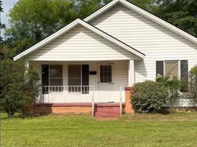 House for sale in Henderson, Texas