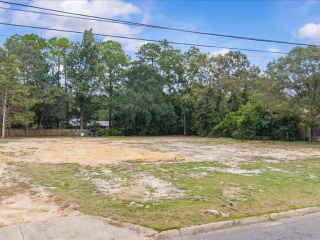 Land for sale in Dothan, Alabama