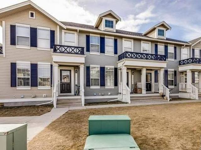 House for sale in Airdrie, Alberta