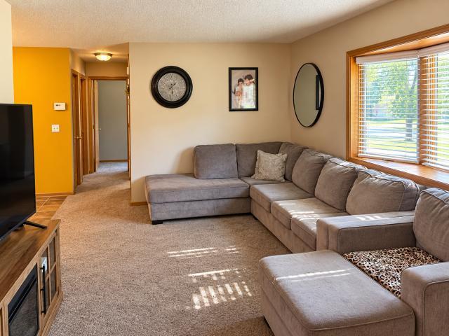 House for sale in Willmar, Kandiyohi County