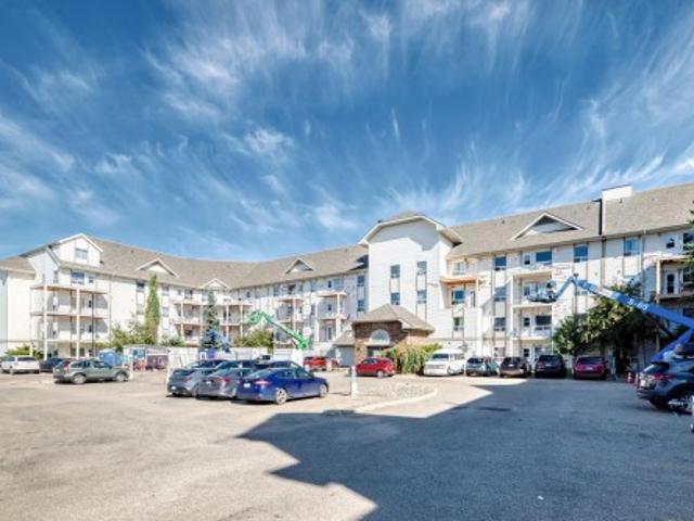 Condo for sale in Wedgewood, Alberta