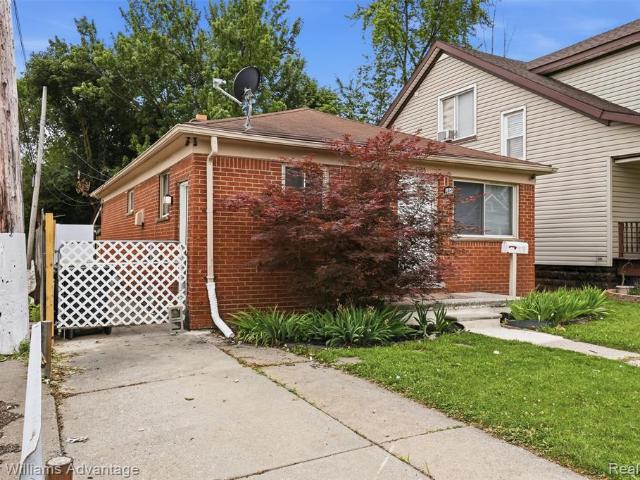 House for sale in Lincoln Park, Michigan