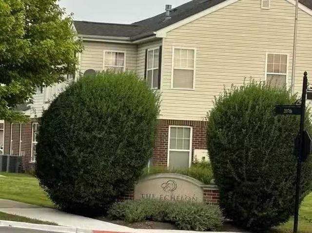 Condo for sale in Bedford Park