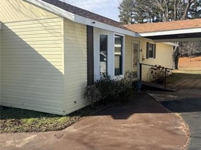 House for sale in Poplar Bluff, Missouri