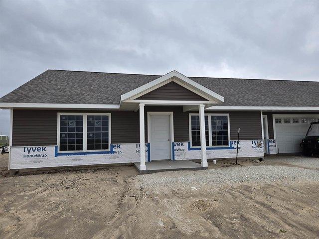 Condo for sale in Manchester, Iowa