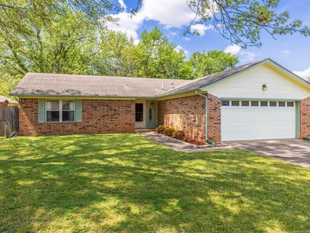 House for sale in Rogers, Oklahoma