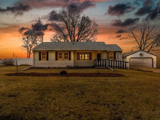House for sale in Dallas Center, Iowa