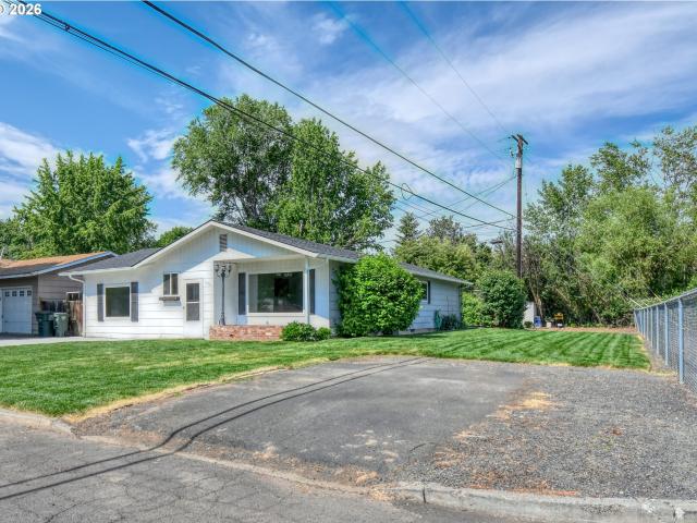 House for sale in Oregonia