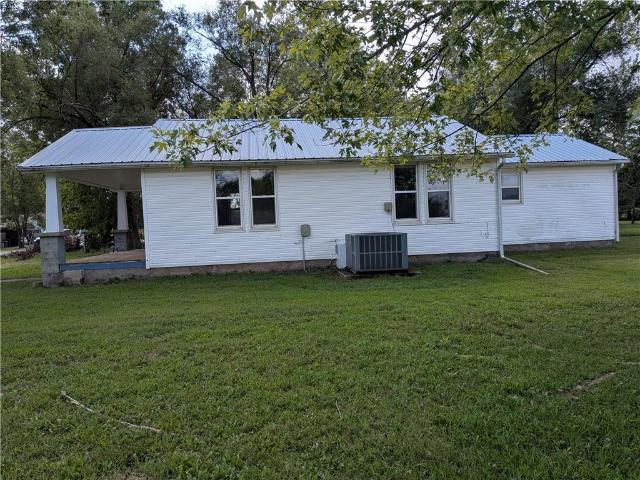 House for sale in Pleasanton, Linn County