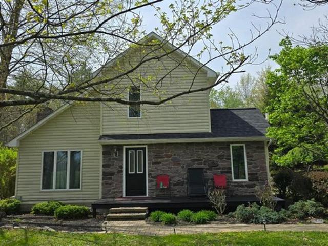 House for sale in Petersburg, Pennsylvania