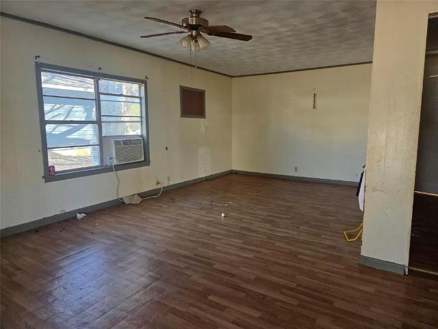 House for sale in Clarksville, Texas