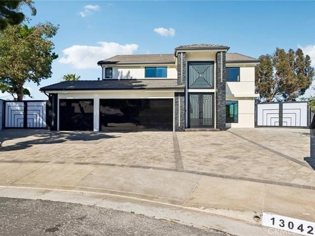 House for sale in Canoga Park, California