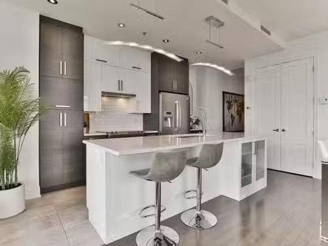 Condo for sale in Chomedey, Quebec