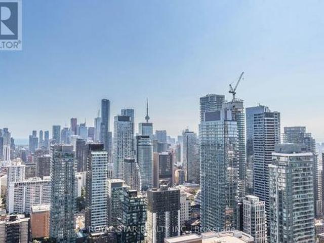 Condo for sale in Toronto Centre, Toronto