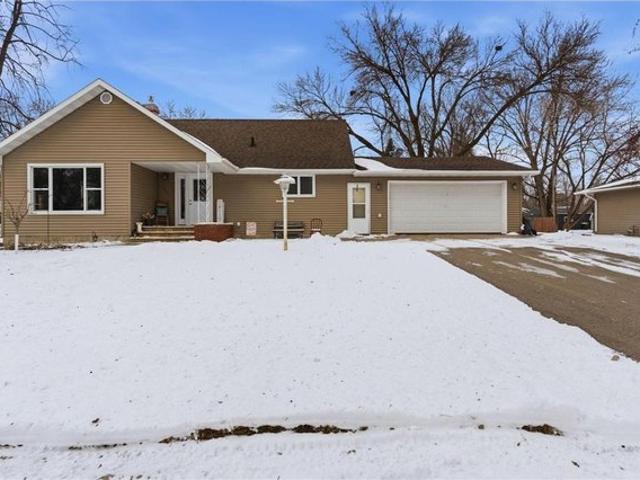 House for sale in Willmar, Minnesota