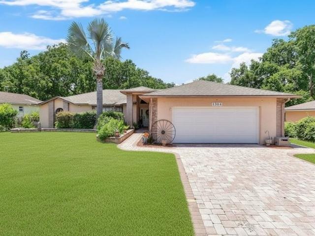 House for sale in Auburndale, Florida