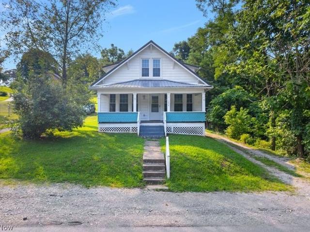 House for sale in Parkersburg, West Virginia