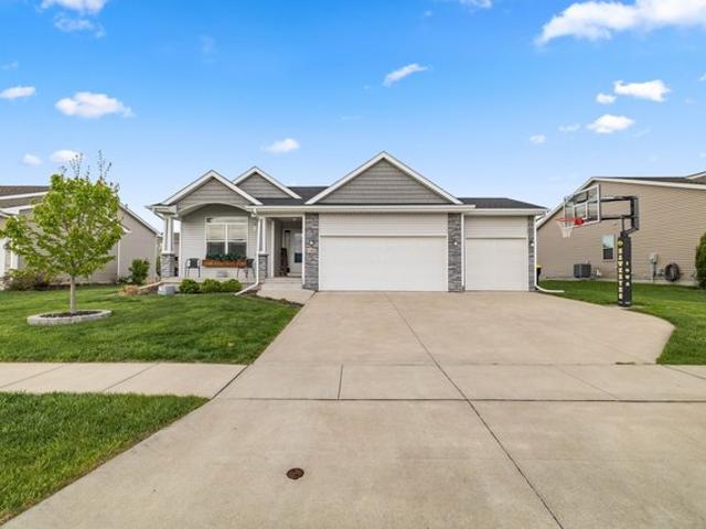 House for sale in Adel, Dallas County